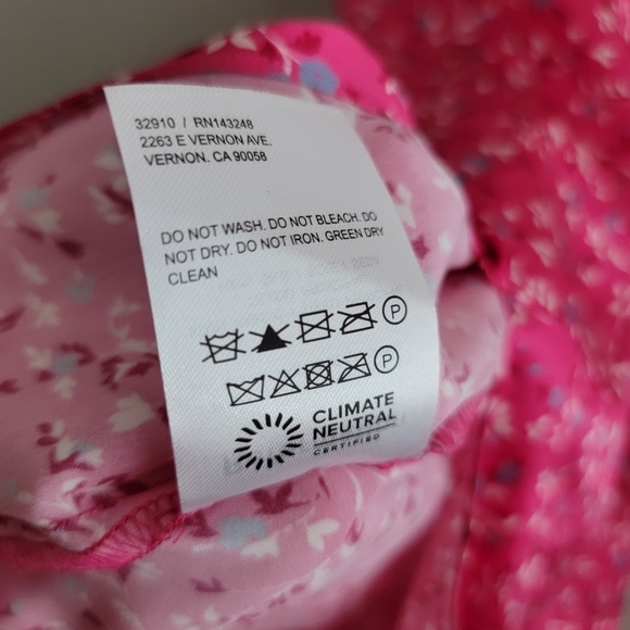 Reformation Ballard Silk Dress in Barbie size M NWT - Picture 11 of 11